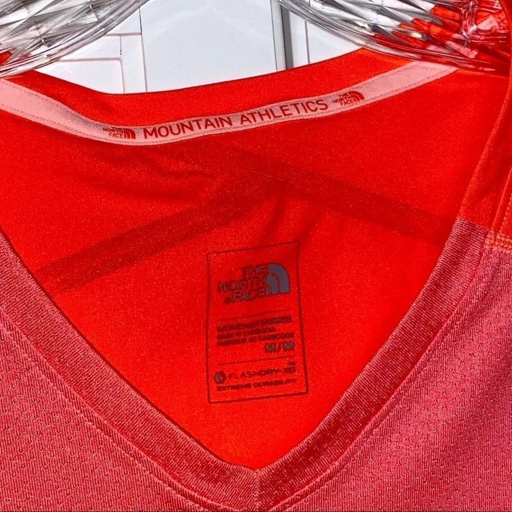 The North Face Florescent Orange T-shirt Mountain Athletics Medium Gorpcore - Picture 7 of 11